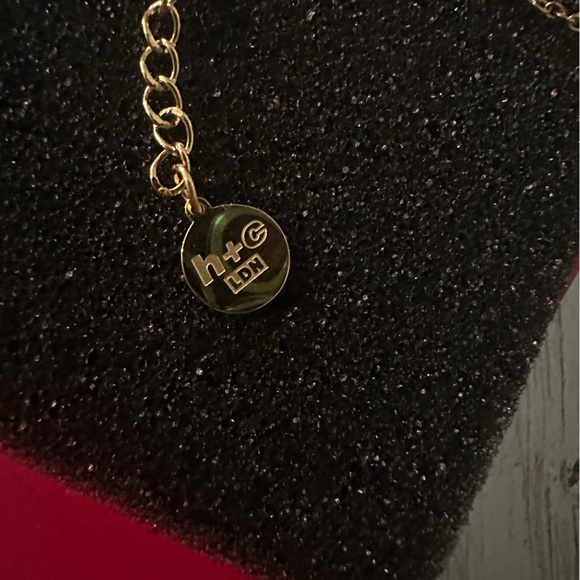 SOLD✨NEW•GOLDEN GODDESS NECKLACE•HOOPS & CHAINS LONDON - Picture 6 of 17